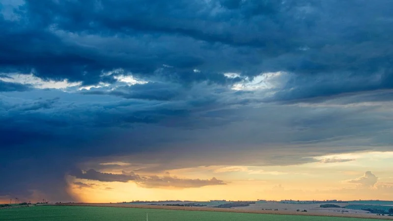 Previsão de chuva forte nos próximos dias, mas tempo melhora a partir de segunda-feira no RS
