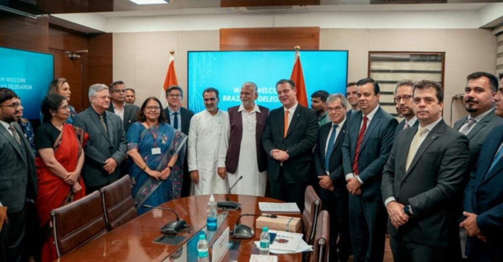 Fávaro debate pecuária leiteira com ministros indianos 12 Fávaro discute pecuária leiteira com equipe ministerial da Índia