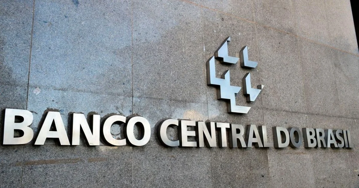 Juros básicos da economia caem para 11,75% ao ano