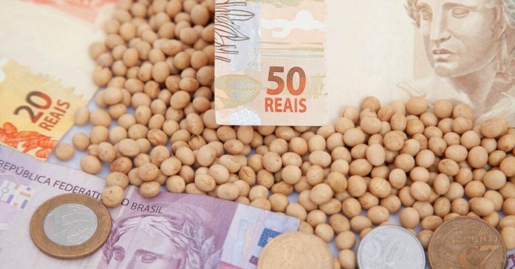 veja como a queda de Chicago impactou os preços no Brasil