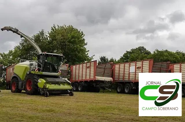 Vantagens e Tendências Futuras na Produção de Leite a Pasto Vantagens e Tendências Futuras na Produção de Leite a Pasto