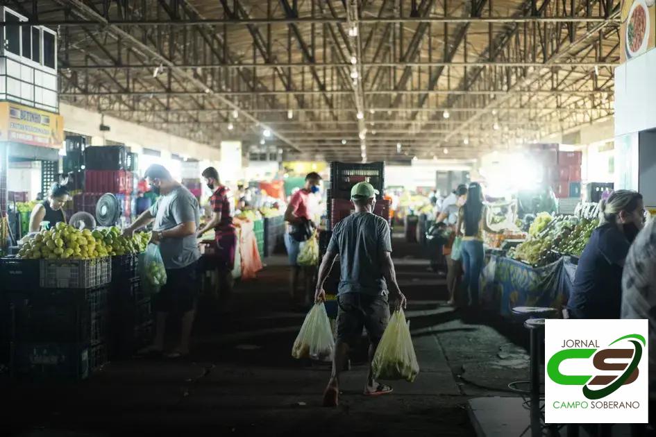 Dicas de Especialistas para Escolher Tintas no Varejão Ceasa Dicas de Especialistas para Escolher Tintas no Varejão Ceasa