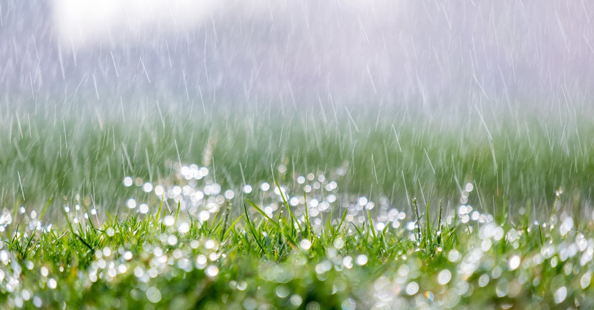 Frente fria traz ventos fortes e granizo