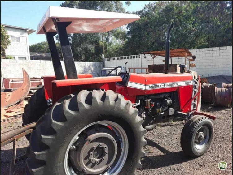 PM pede ajuda para localizar trator furtado 2 PM de Rio Paranaíba pede ajuda da população para localizar trator furtado na zona rural
