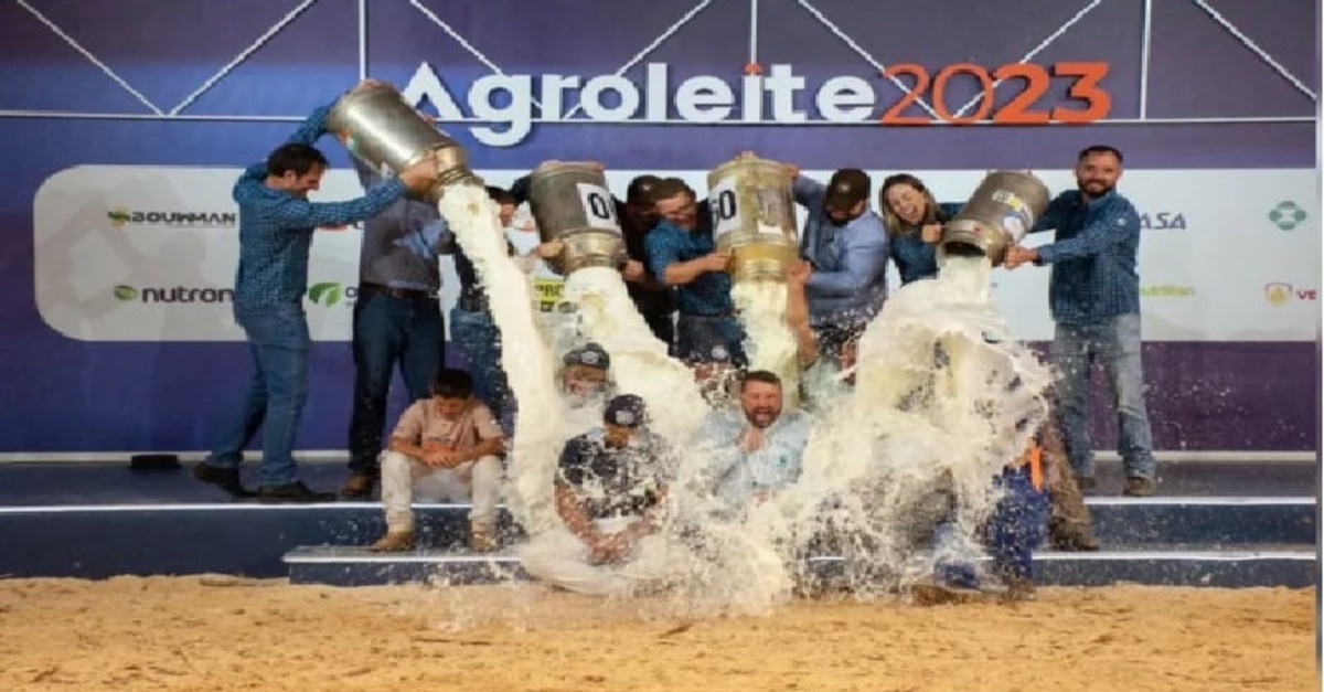 Com 107,46 kg/dia, vaca bate recorde de torneio leiteiro
