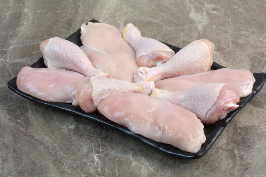 Carne de frango está quase 3% mais cara que em janeiro | Aves