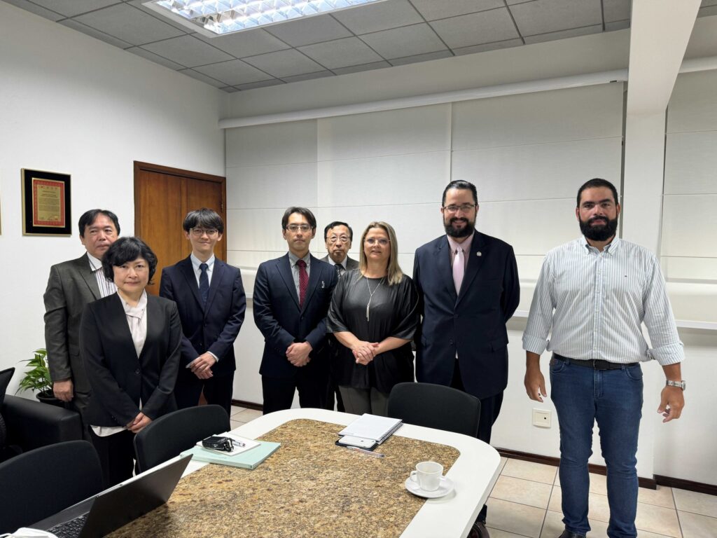 Cidasc apresenta modelo de defesa sanitária animal para comitiva japonesa