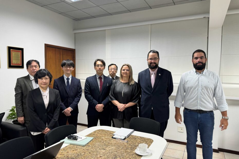 Cidasc apresenta modelo de defesa sanitária animal para comitiva japonesa