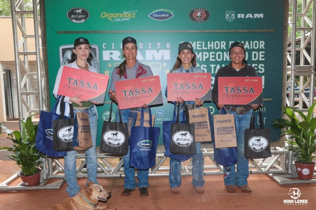 Analu de Geus e Helena Zerbinato surpreendem na Etapa Bônus. 9 Analu de Geus e Helena Zerbinato vencem Etapa Bônus da ANTT na Prova ZD&EK