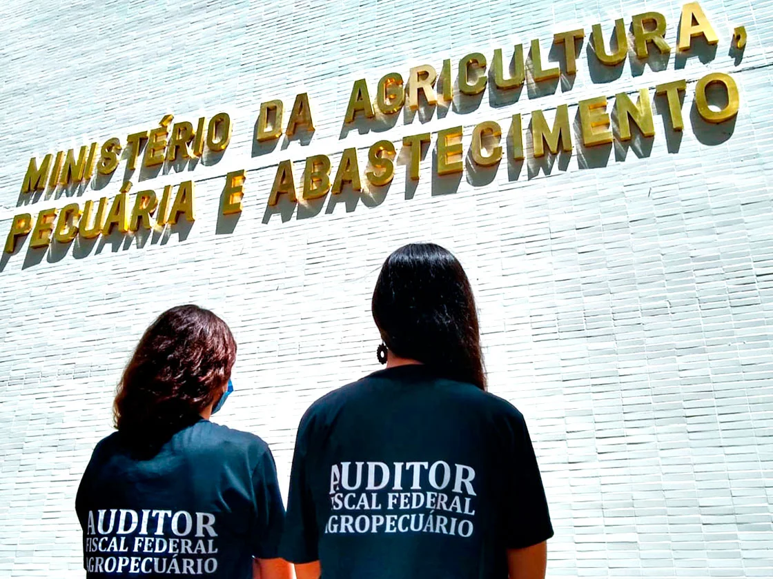 ANFFA Sindical e ANTEFFA se reúnem com ministro Carlos Fávaro para tratar de assuntos importantes. 1 ANFFA Sindical e ANTEFFA se reúnem com ministro Carlos Fávaro para tratar da...