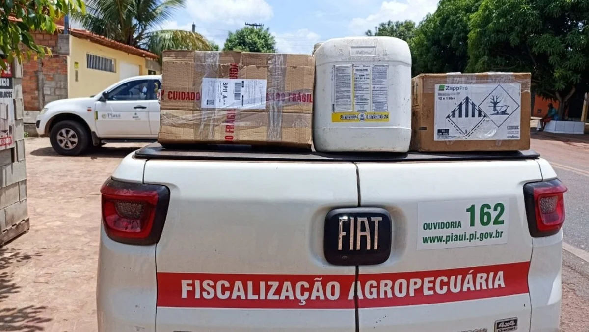 Apreensão de agrotóxicos no Piauí: o que estava acontecendo? 1 Mais de 100 litros de agrotóxicos são apreendidos e 4 lojas autuadas durante fiscalização agropecuária no Piauí | Piauí