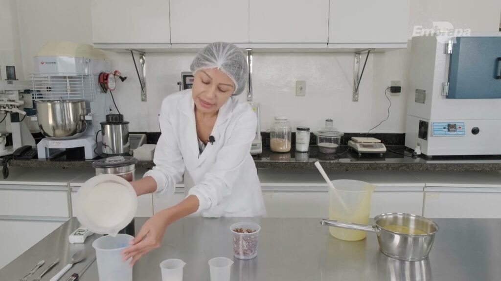 FABRICAÇÃO DE DOCES E GELEIAS - Elaboração do doce de umbu com licuri 2 fabricacao de doces e geleias elaboracao do doce de umbu com licuri