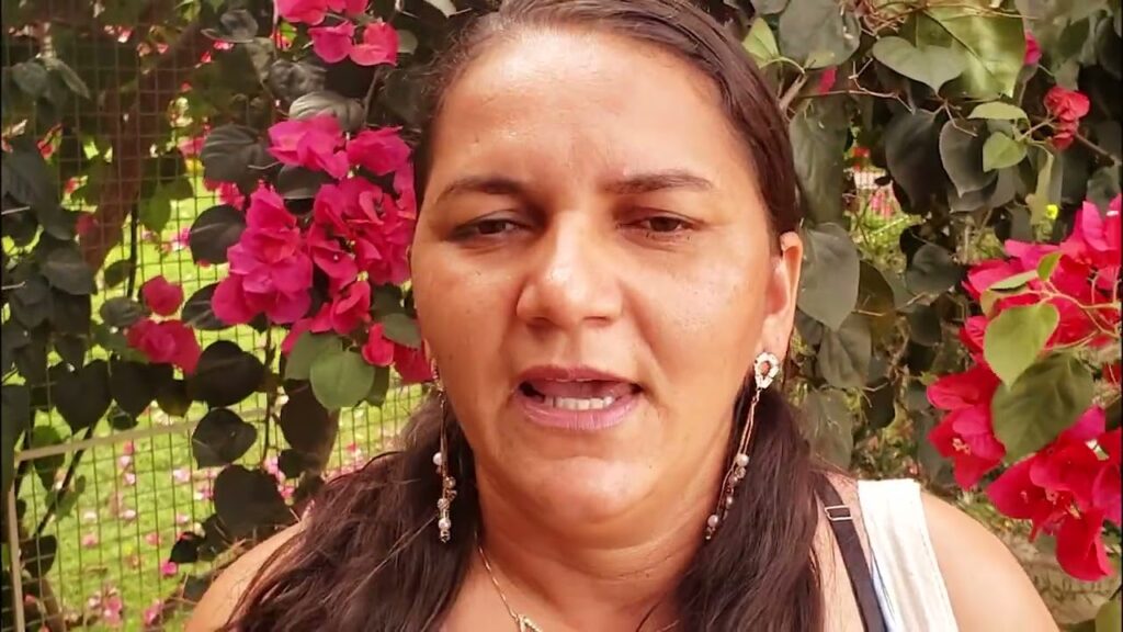 mulheres rurais do brasil legendas em ingles