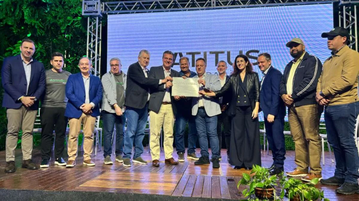 Ministro Fávaro lança campus agropecuário no RS.