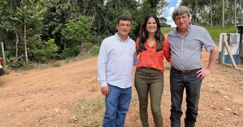 Parceria pai e filho otimiza desempenho na granja. 6 Granja tem desempenho otimizado com parceria entre pai e filho