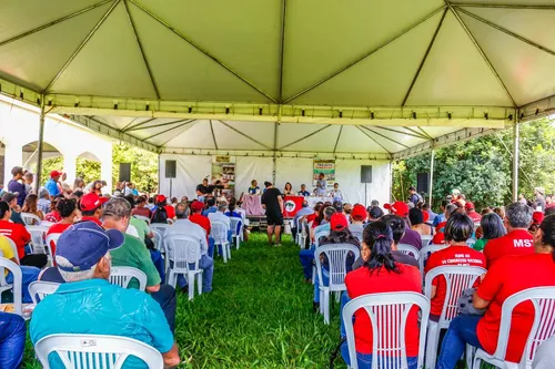 Soja não-transgênica em assentamentos da reforma