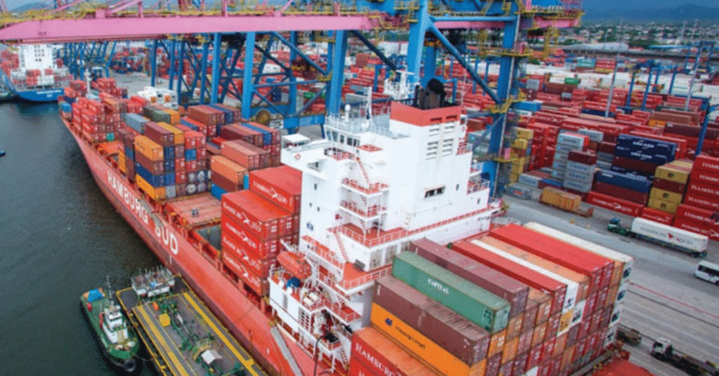 Porto de Santos movimenta 30,4% mais cargas em fevereiro • Portal DBO
