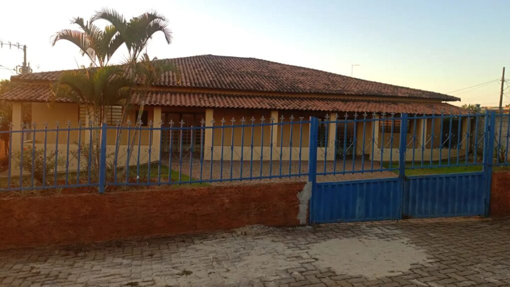 Revitalização da Capela Velório São Pedro, em Capim Branco, chega à fase da pintura externa