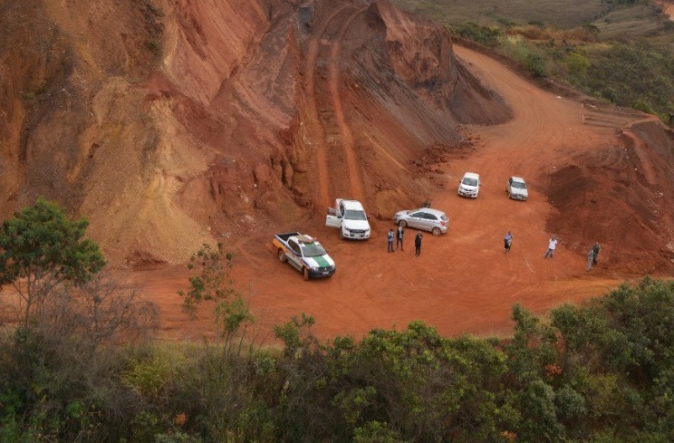 Governo de Minas realiza três fiscalizações nos últimos seis meses na Mina Curumi, na Serra do Curral