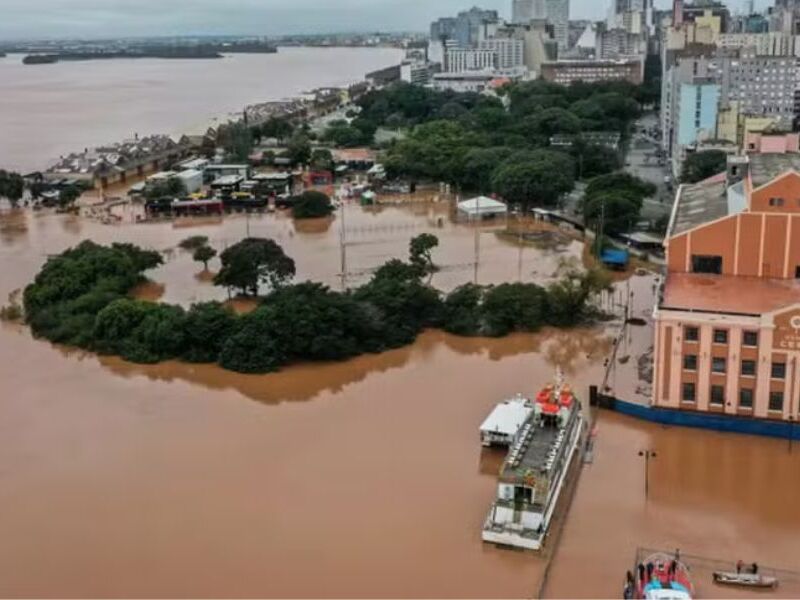 Impacto das enchentes na safra de soja gaúcha.