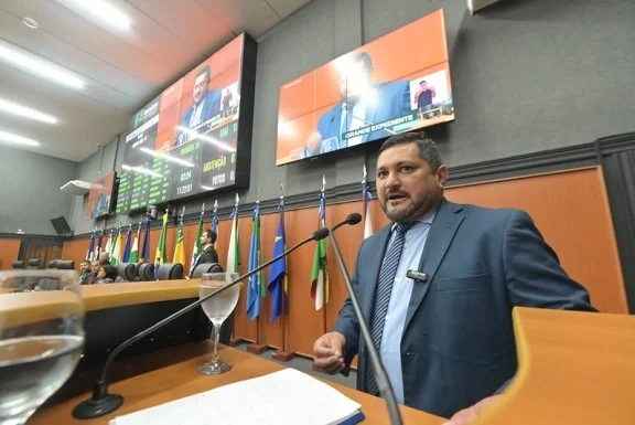 Armando Neto pede providências para pecuária e produtores rurais de Mucajaí após queimadas e chuvas