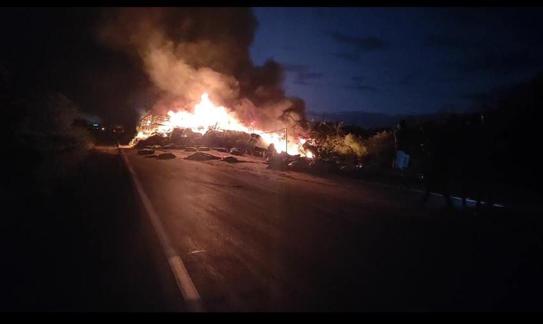 Grave acidente interdita BR-407: Confira detalhes!