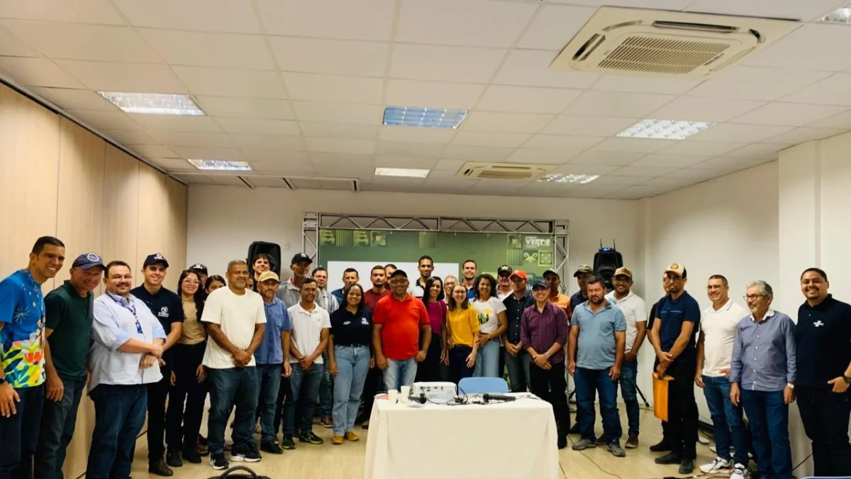 Inseminação artificial: segredo do lucro dos produtores de leite no Agreste 1 Produtores de leite do Agreste usam inseminação artificial para aumentar a produtividade do rebanho