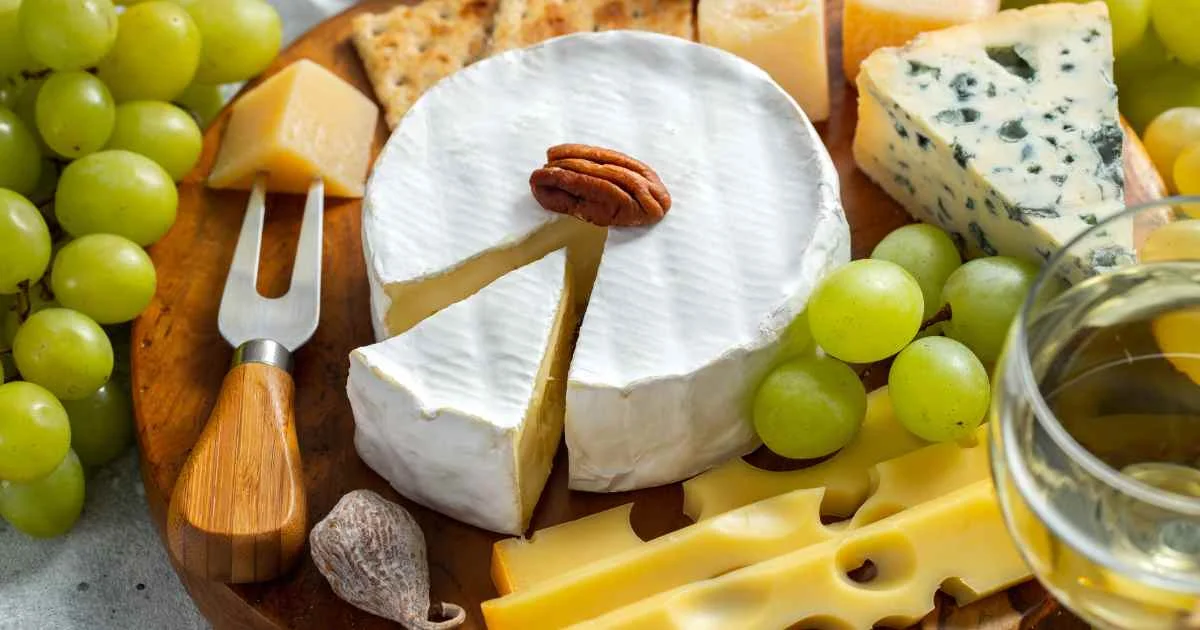 Segredo da felicidade na velhice: queijo é a chave! 24 Quer ser feliz e saudável na velhice? Coma mais queijo, diz estudo