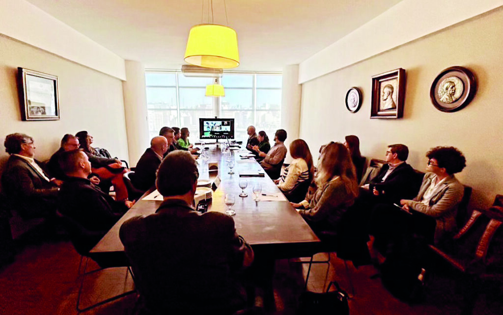 Ana Doralina Menezes assume a presidência da Comissão Executiva na maior entidade da pecuária sustentável ... - Jornal A Plateia