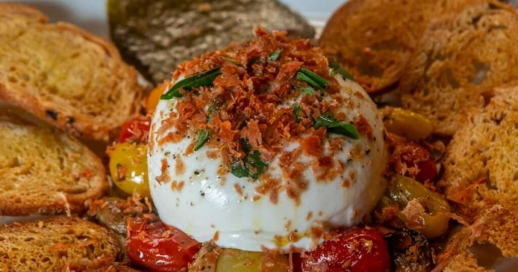 Descubra a melhor Burrata: Testamos 9 marcas! 1 Qual é a melhor burrata? Testamos 9 marcas do queijo que é sensação em restaurantes